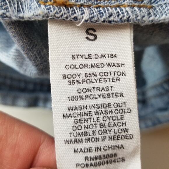 Ci Sono Jean Jacket Small Boyfriend Distressed Denim Jacket - Picture 5 of 6